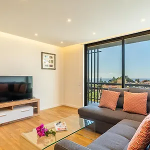 https://magnolia-apartment-by-atlantic-holiday.madeira-islandshotels.com